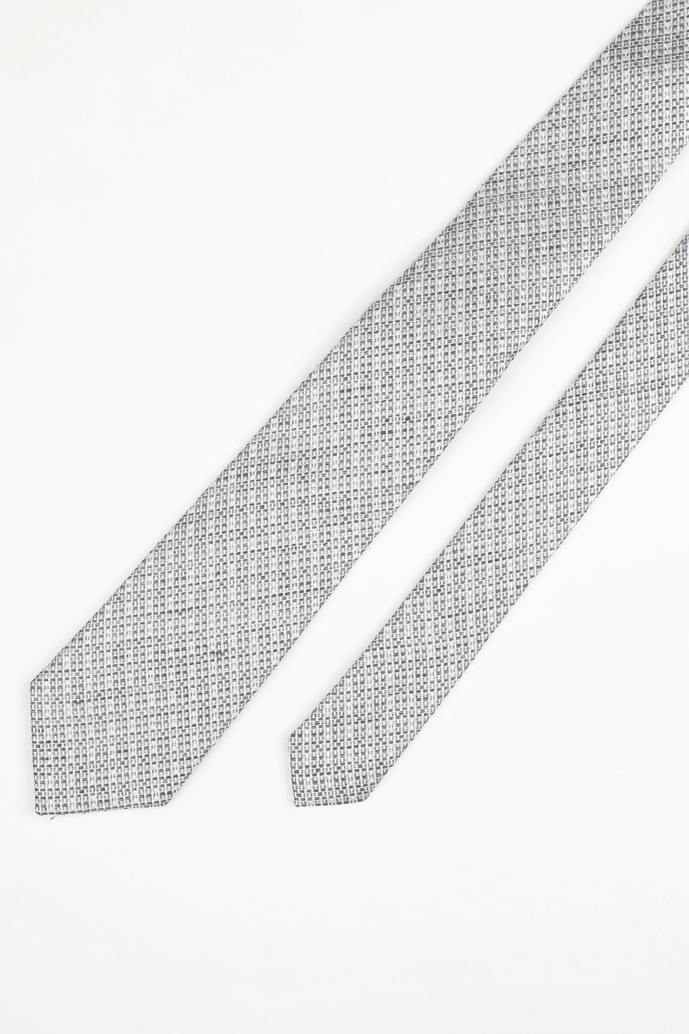 Ash Silk Linen Texture Tie