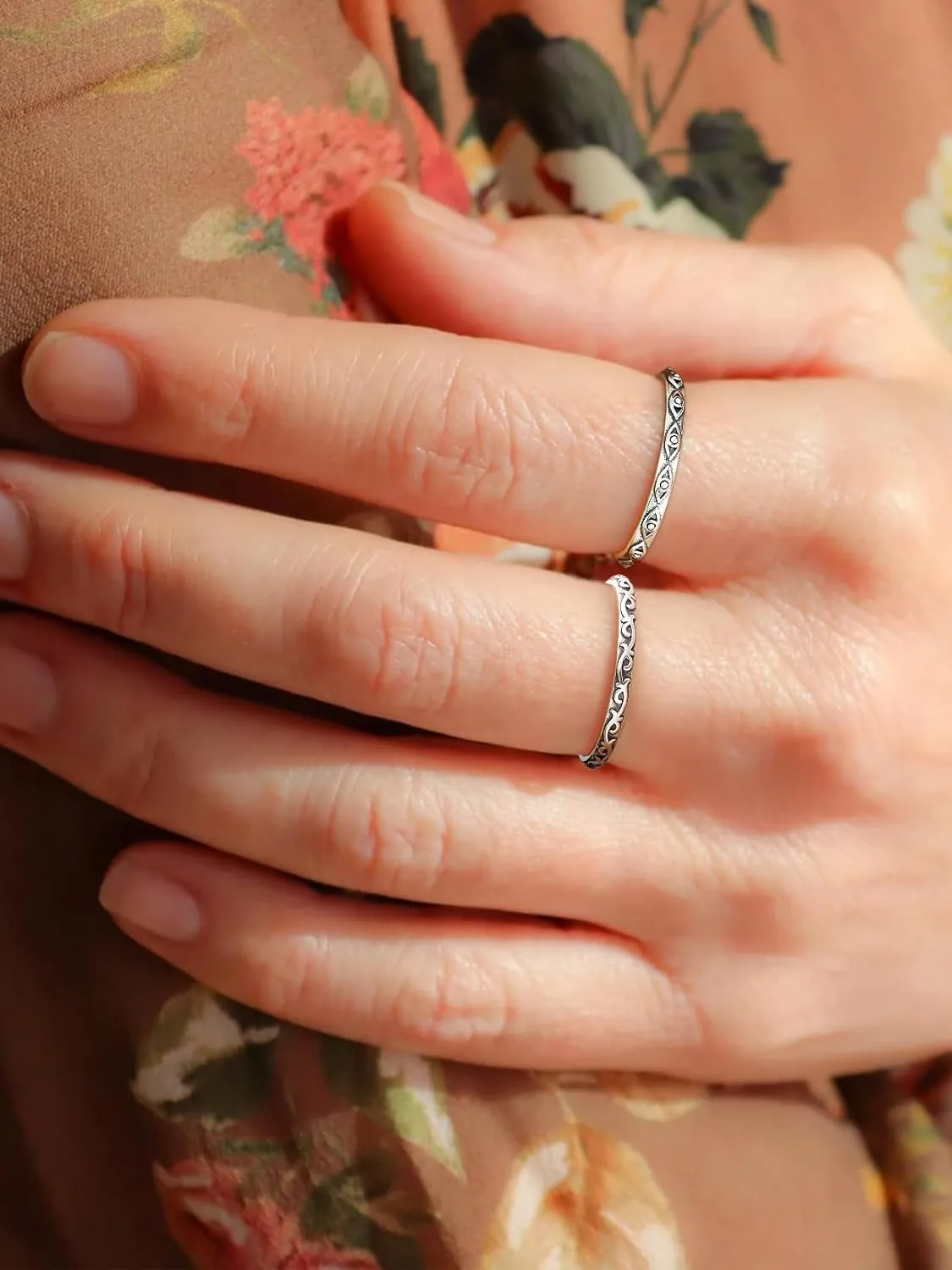 Bestyle Dainty Silver Celtic Knot/Evil Eye Ring - 2mm Slim Band Ring/ 3.5mm Spinning Rolling Ring, Thin Vintage Finger Thumb Ring for Women Girls, Gift Packaged