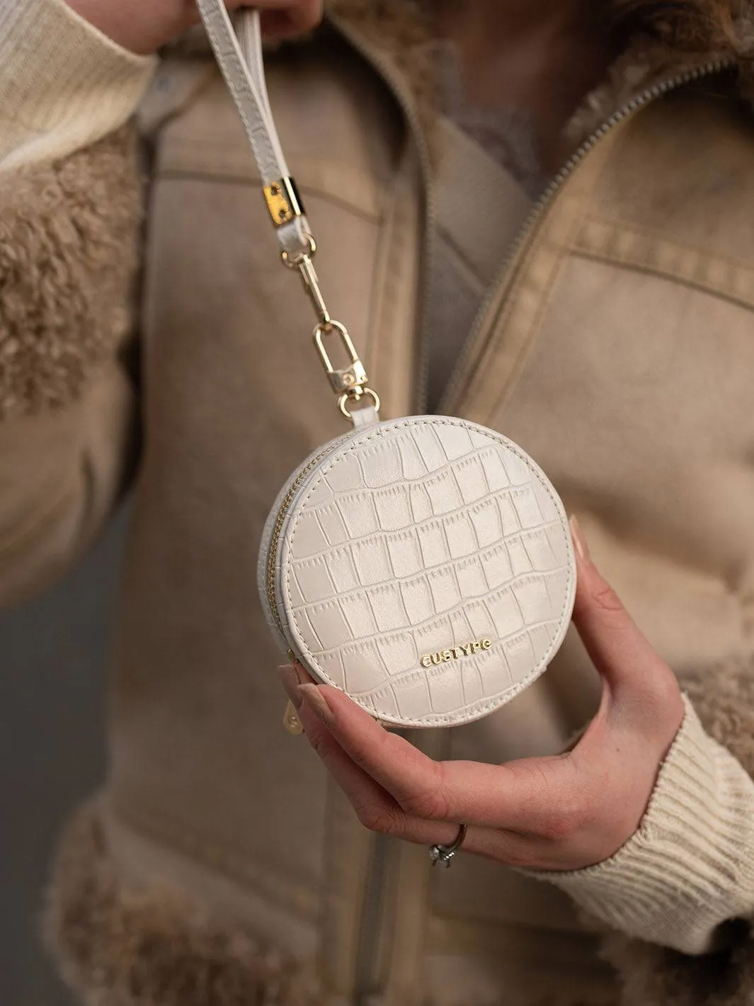 Big Crocodile Round Pouch