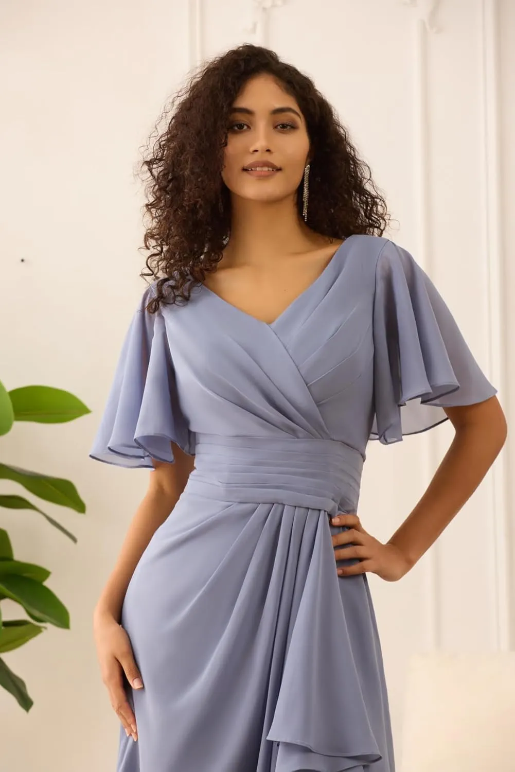 Flutter Sleeve Bridesmaid Dress V Neck Chiffon Formal Gown Long Pleated Evening Dress with Slit ZD198