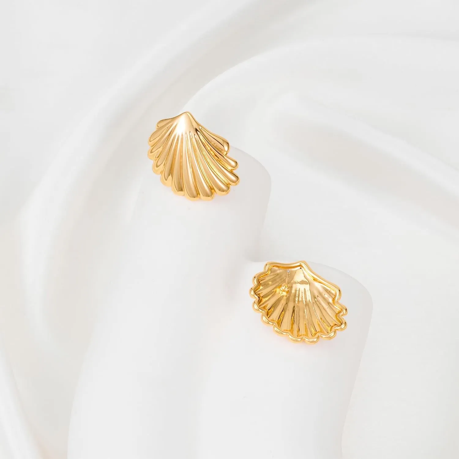 Gold Large Textured Stud Earrings for Women Trendy Vintage Statement Shell Earrings Ocean Beach Jewelry Gift