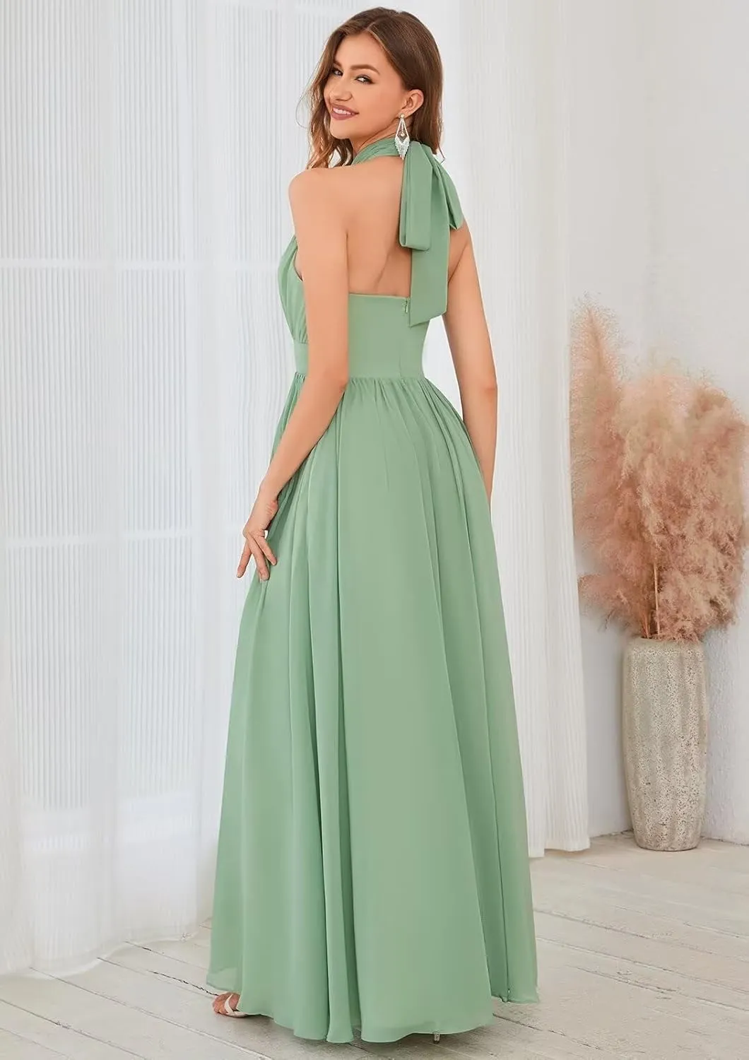 Halter Ruffle Chiffon Bridesmaid Dresses for Women 2024 Long Slit Formal Evening Gowns with Pockets