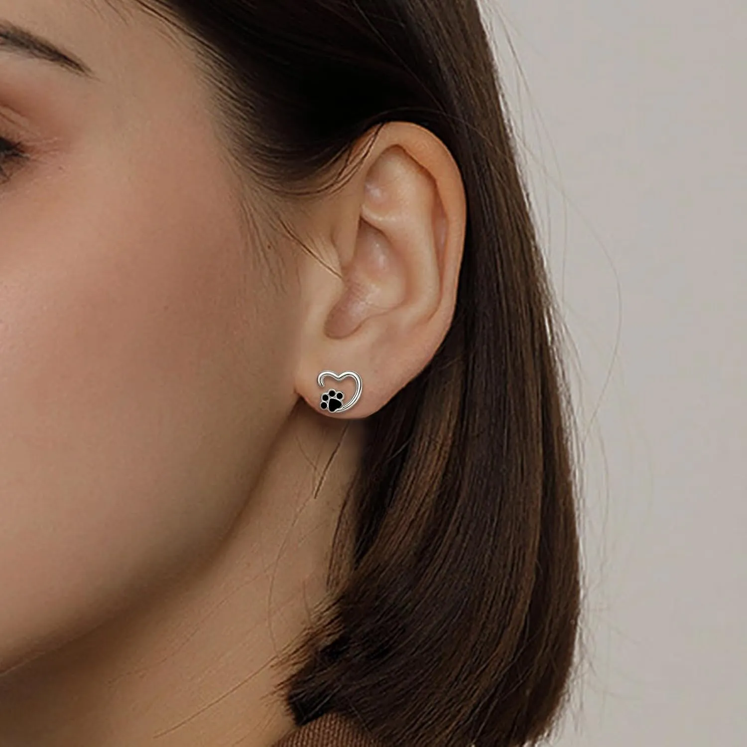 Heart Print Earrings for Women Sterling Silver Cute Pet Puppy Cat Dog Paw Print Stud Earrings Hypoallergenic Small Post Earrings Dainty Lightweight Lovely Earrings for Christmas Birthday