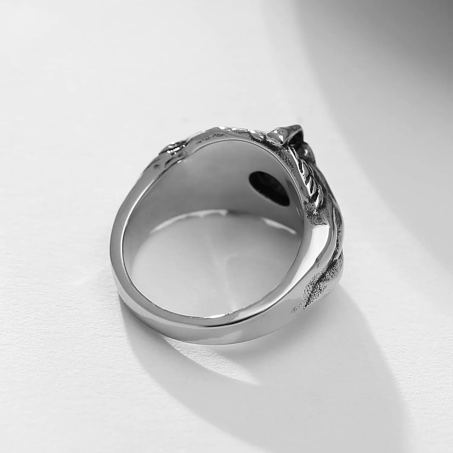 HZMAN Men Women Dark Gothic Rings Vintage Red Love Cubic Zirconia Rings Open Your Heart Personality Rings