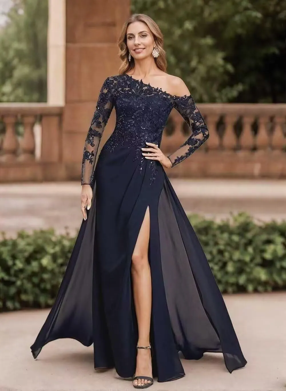 Lace Appliques Mother of The Bride Dresses for Wedding Long Sleeve Side Pocket Chiffon Formal Evening Dress with Slit