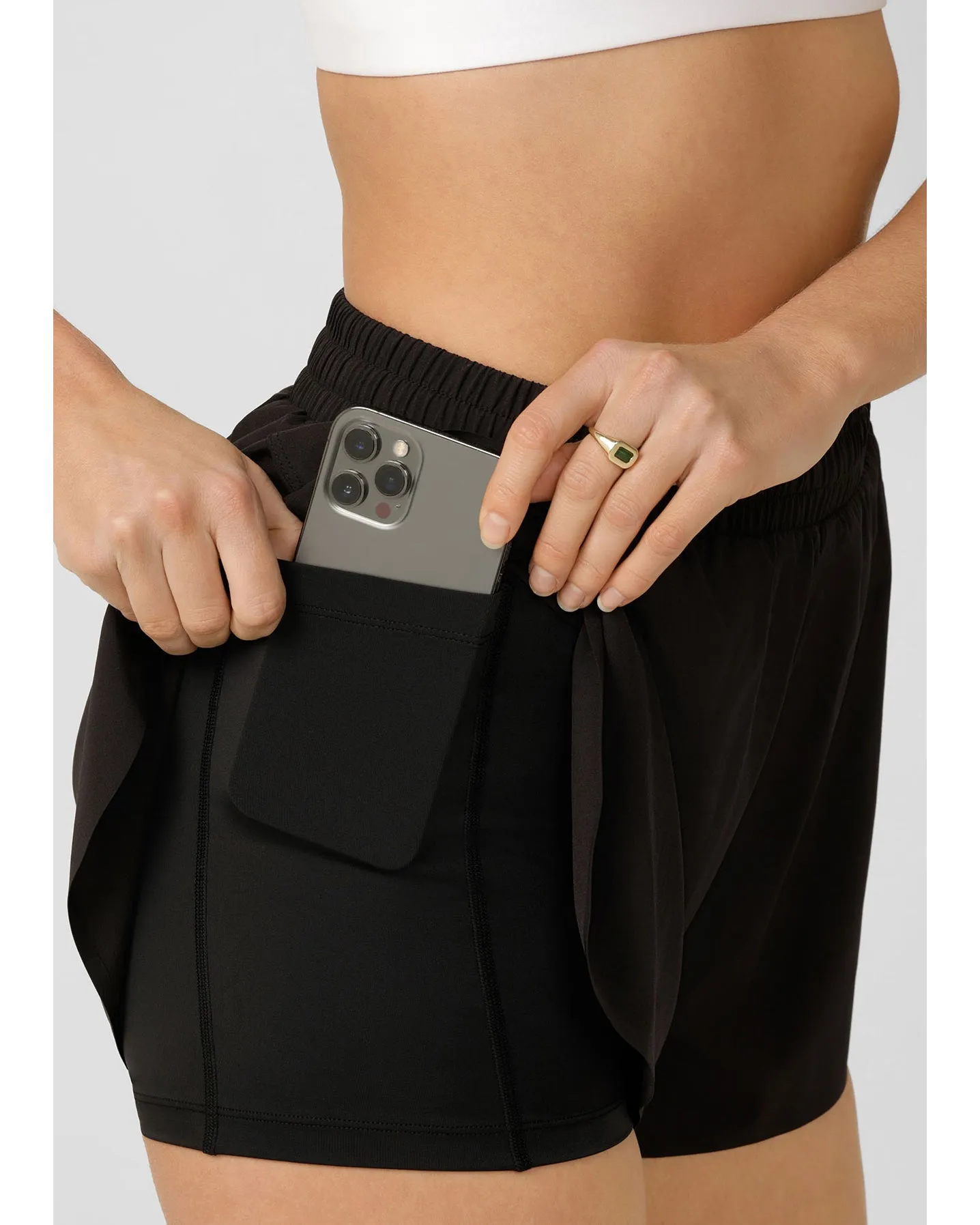 Lorna Jane Lightspeed Phone Pocket Run Short - Black