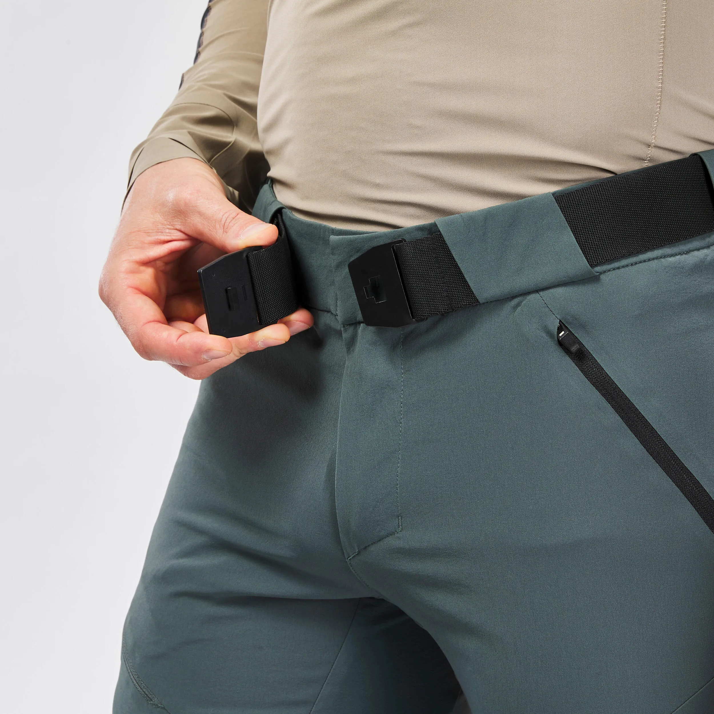 Men's trousers Quechua MH550, dark gray-green