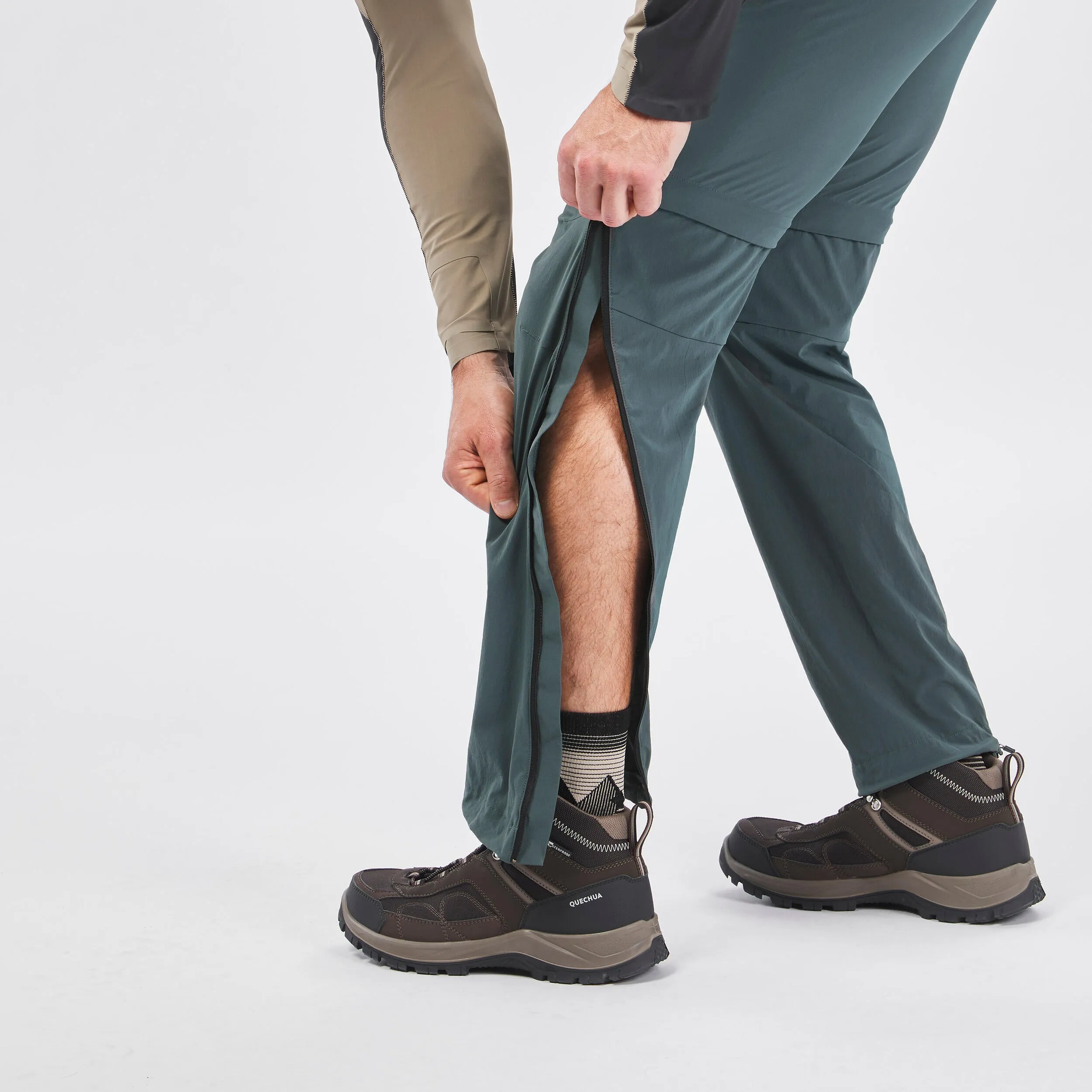 Men's trousers Quechua MH550, dark gray-green