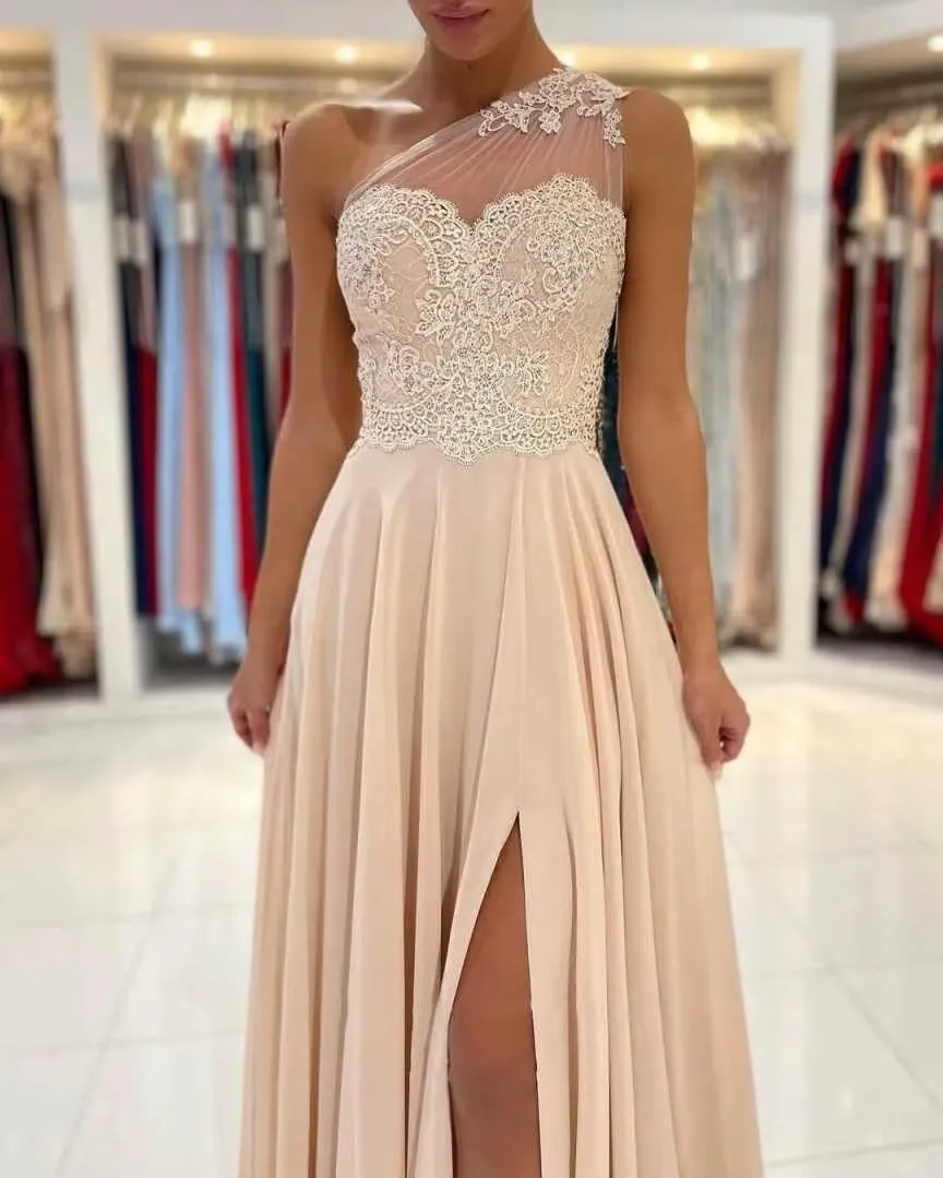 One Shoulder Laces Bridesmaid Dresses for Wedding Long A-Line Chiffon Formal Evening Party Gown with Slit