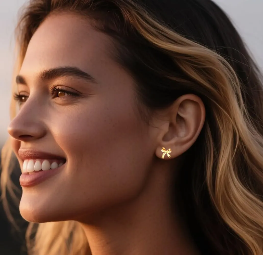 Reffeer Solid 925 Sterling Silver Bow Stud Earrings for Women Teens Small Ribbon Stud Earrings Bowknot