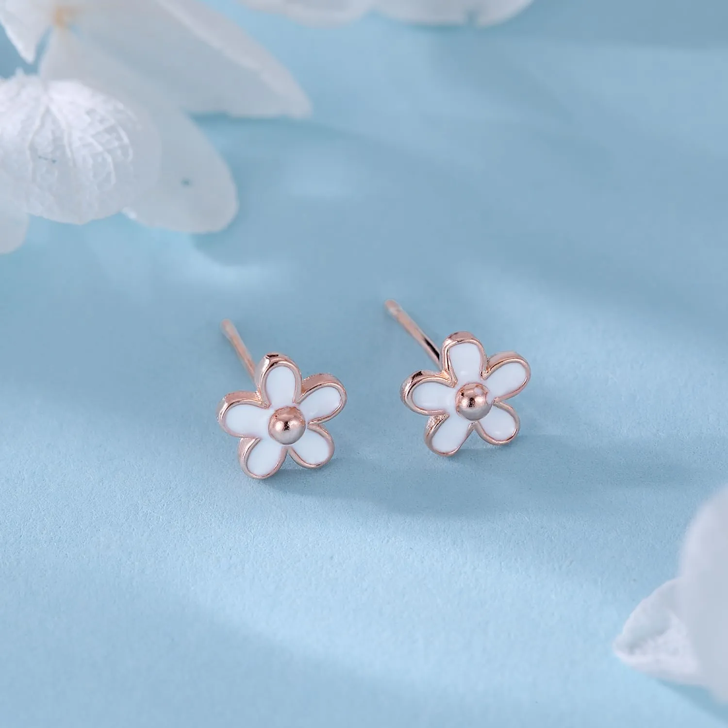 SLUYNZ Solid 925 Sterling Silver Little Daisy Earrings Studs for Women Teens Petite Flowers Studs Earrings