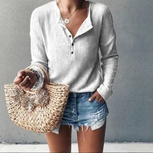 Sylis | Flattering Fit V-Neck Shirts