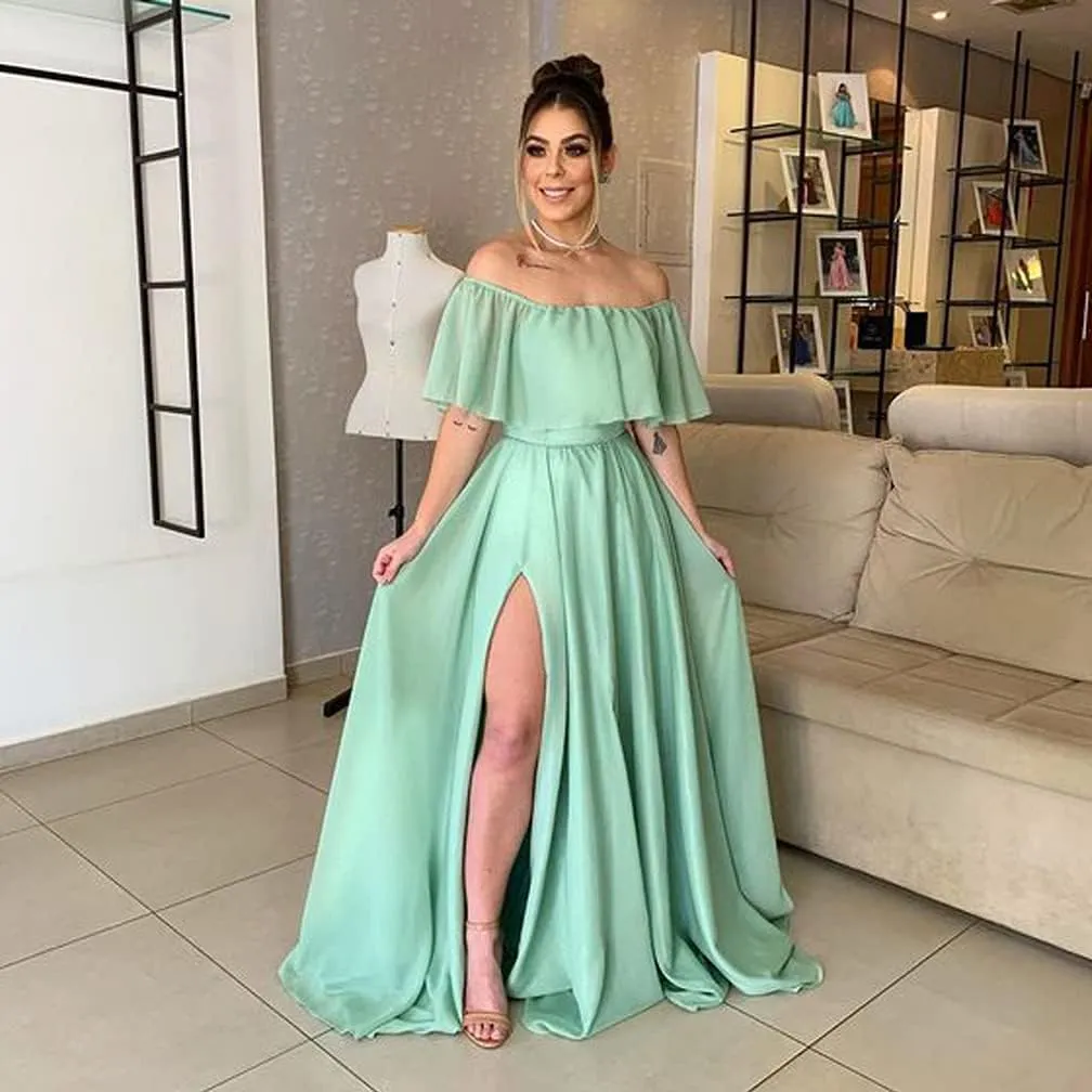 TRHTX Women's Chiffon Bridesmaid Dresses Long Off Shoulder Formal Dresses with Slit Ruffle A-Line Party Gowns