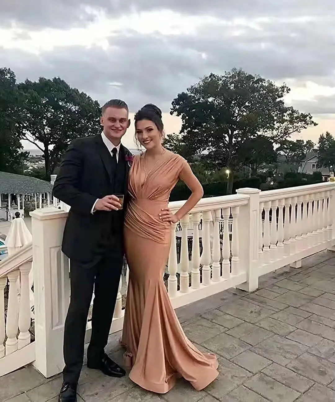 V Neck Mermaid Bridesmaid Dresses Bodycon Satin Prom Dresses Wedding Formal Evening Party Gowns for Women