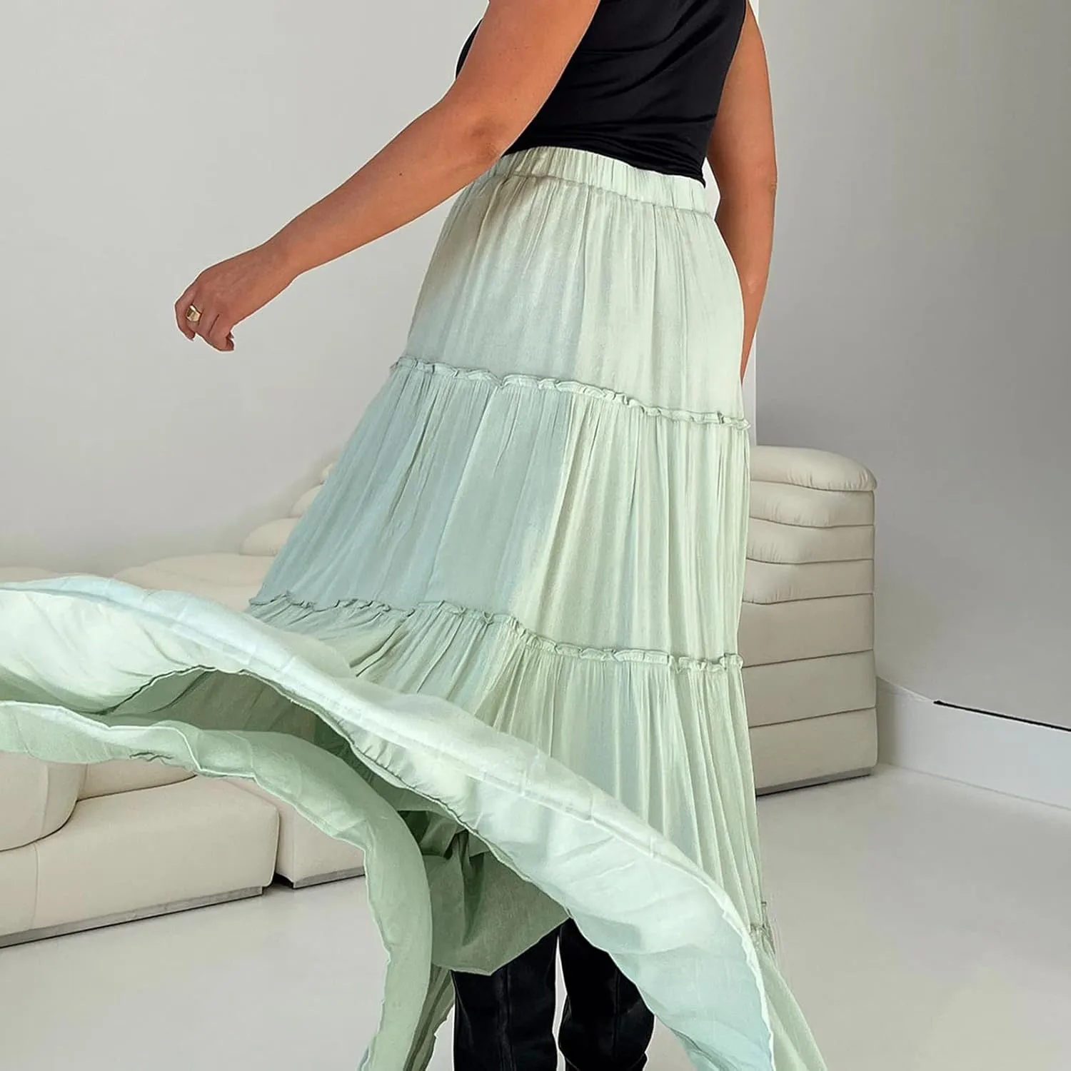 Women Flowy Maxi Skirt Elastic Waist Tiered Long Skirts Loose A-Line Ruffle Swing Skirt Solid Boho Pleated Skirt